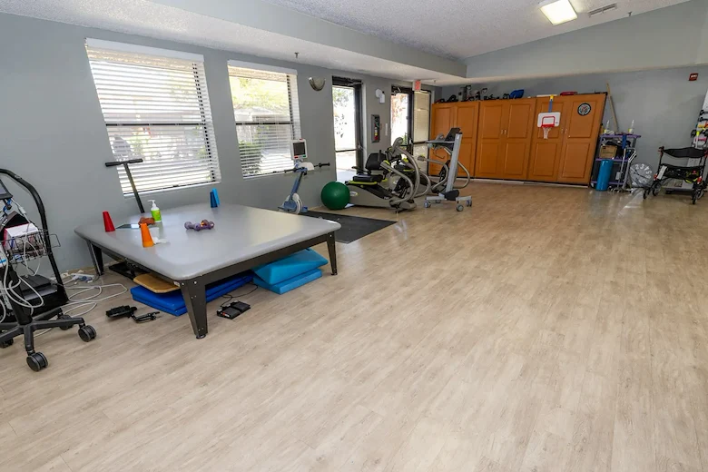 Image of Henderson Health and Rehabilitation (7)