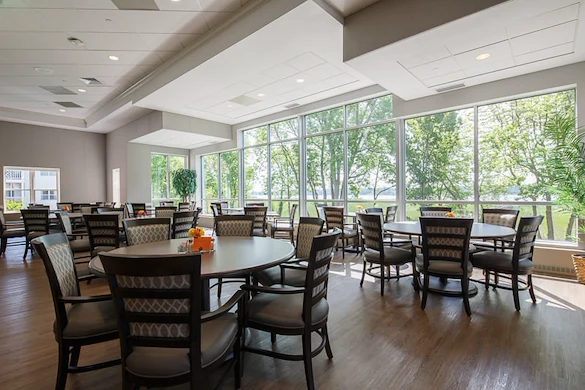 Image of Heron Point Of Chestertown (8)