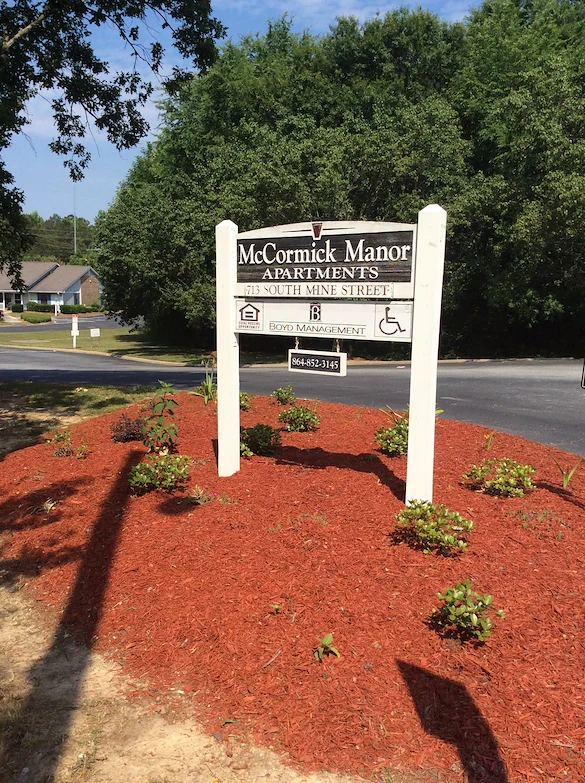 Image of McCormick Manor Apartments (4)