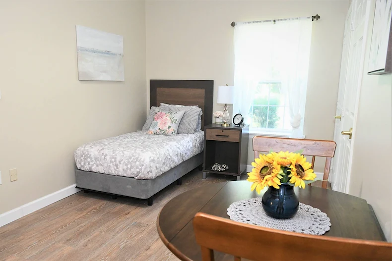 Image of Spring Oak at Tri Cities (9)