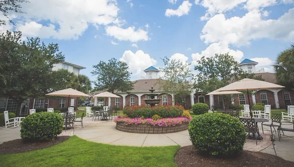 Image of Lakes at Litchfield Skilled Nursing (1)