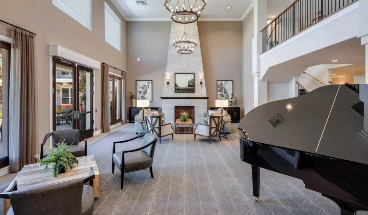 Image of Oakmont of Silver Creek (3)