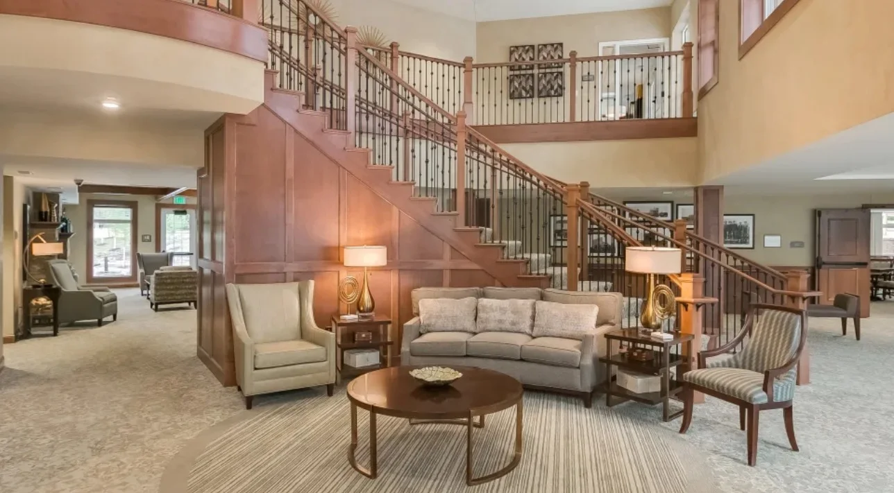 Image of Applewood Pointe of Minnetonka Cooperative (3)