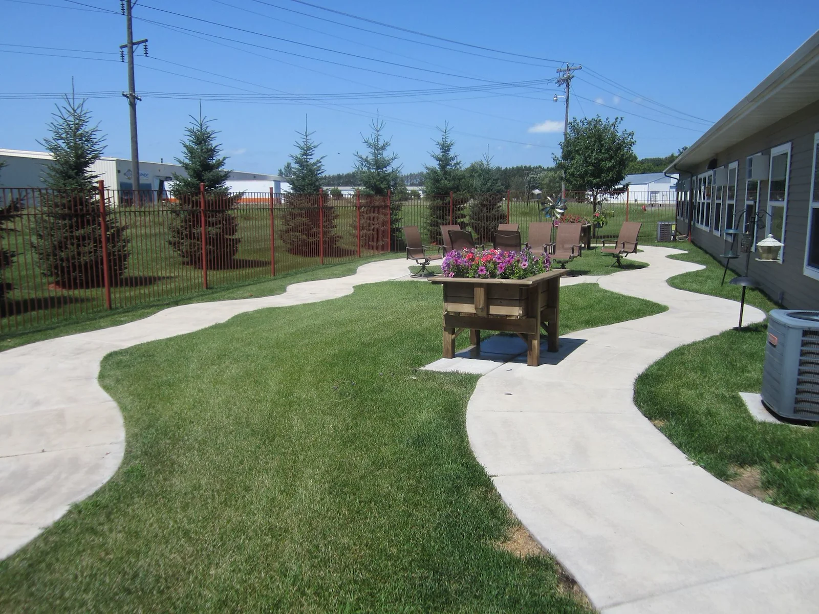 Image of Sterling Pointe Senior Living (3)