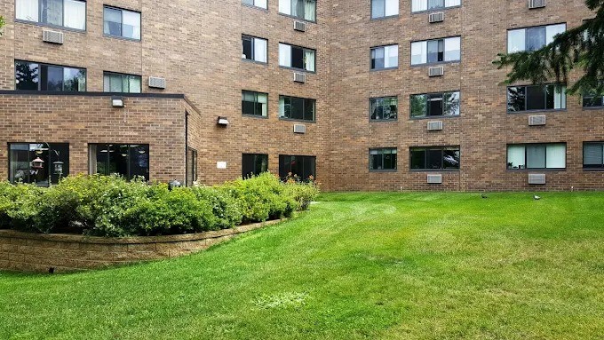 Image of Larson Commons (1)