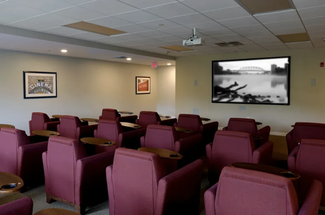 High end amenities for independent living, assisted living, and memory care residents