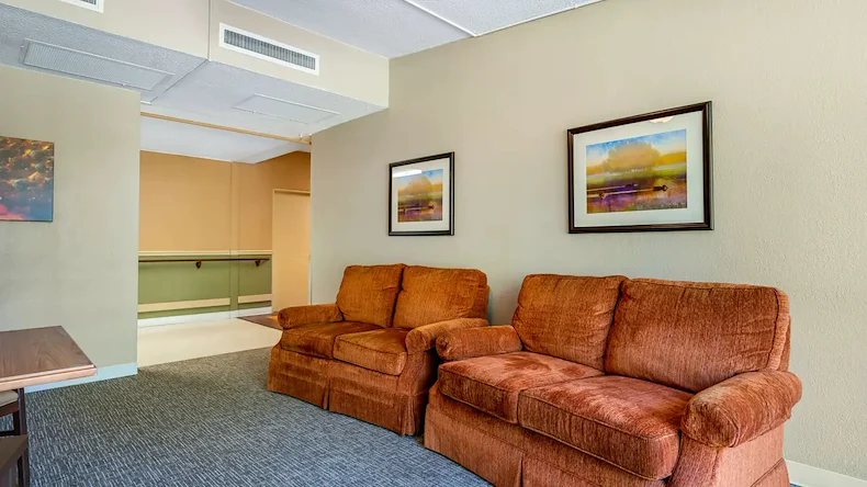 Image of Metropolis Rehabilitation & Health Care Center (7)