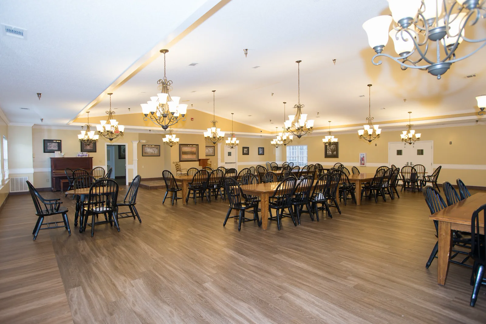 Image of Quillen Manor (2)