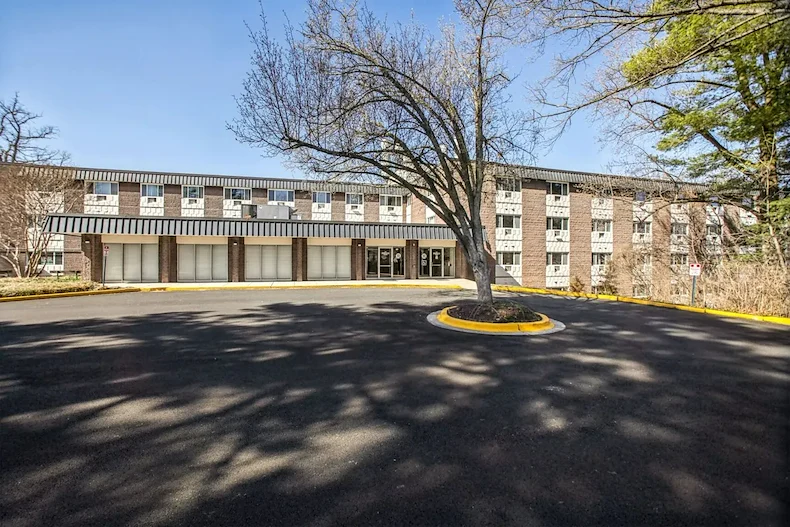 Image of The Rebecca (1)