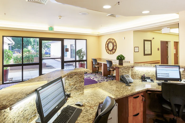Image of Arlington Gardens Care Center (6)