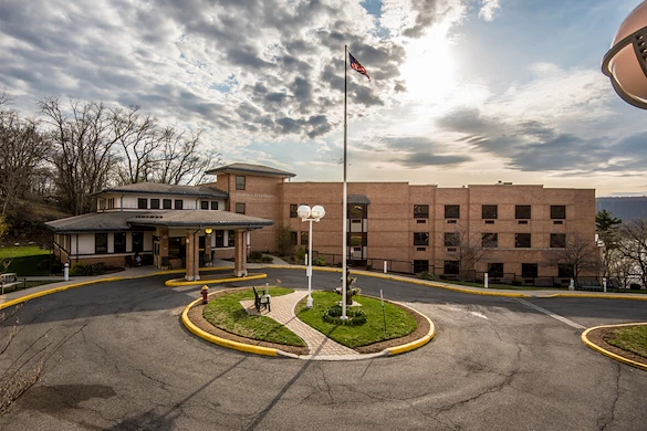 Image of Adira At Riverside Rehabilitation and Nursing (1)