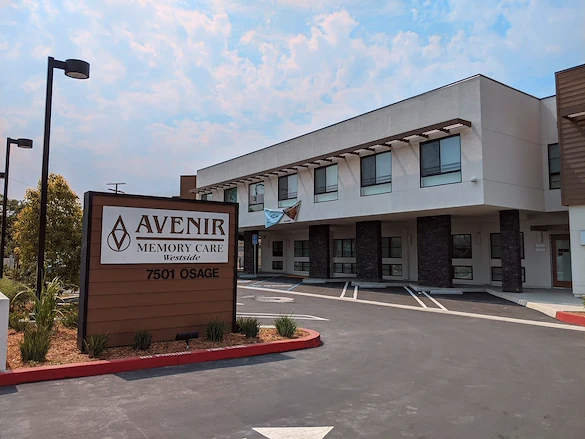 Image of Avenir Memory Care Westside (1)