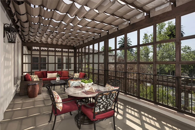 Image of The Kensington Sierra Madre (2)