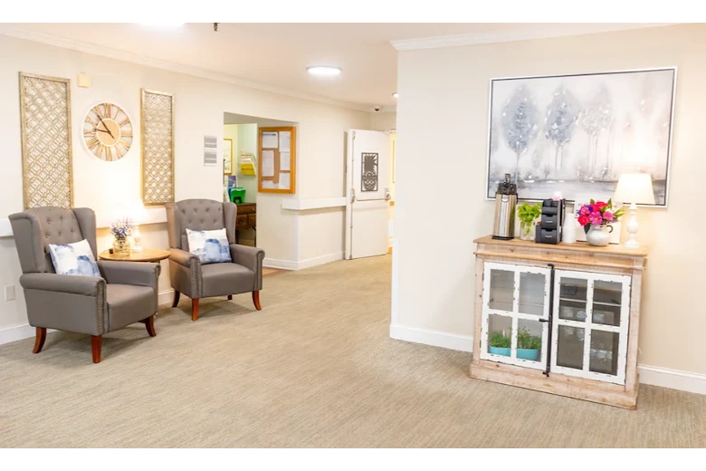 Image of Commonwealth Senior Living at Churchland House (5)