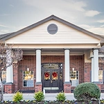 Image of Cedar Crest Senior Living of Irving (1)