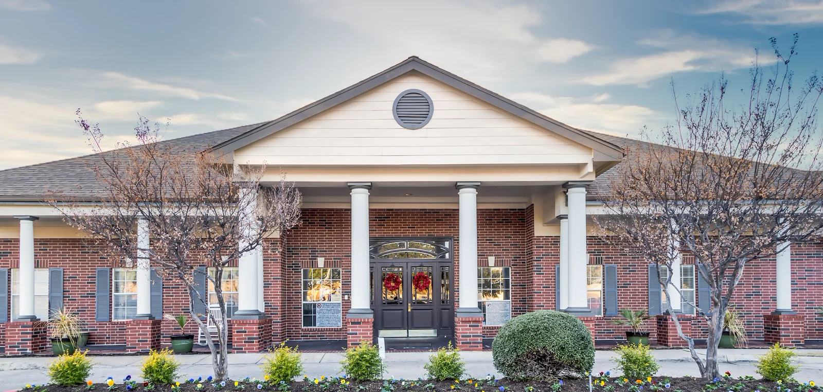 Image of Cedar Crest Senior Living of Irving (1)