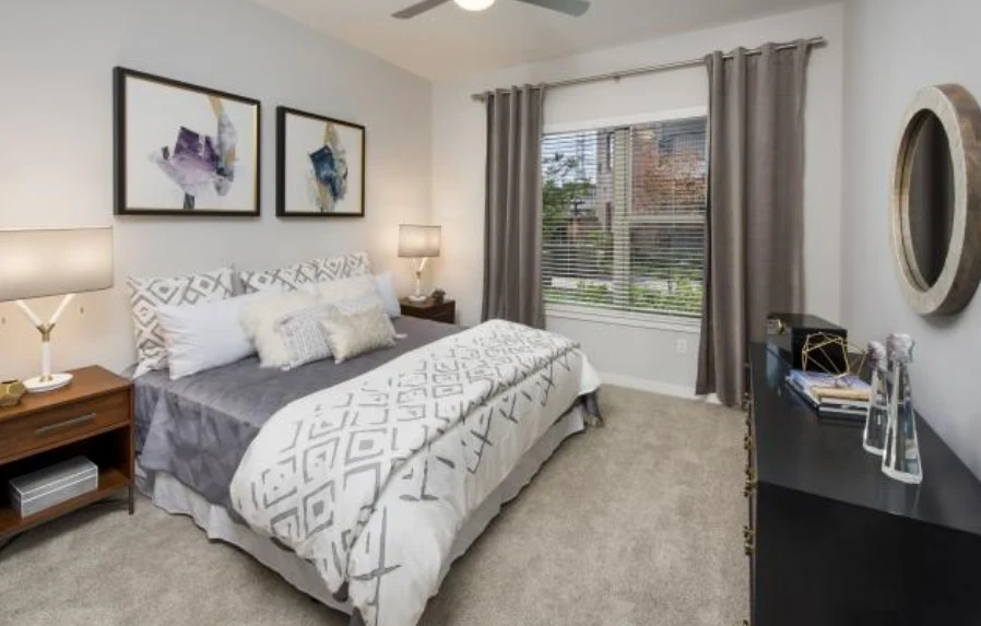 Image of Overture Barrett (3)