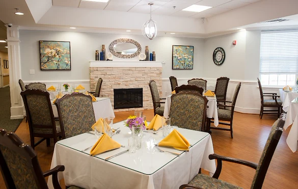 Image of Commonwealth Senior Living at Georgian Manor (3)