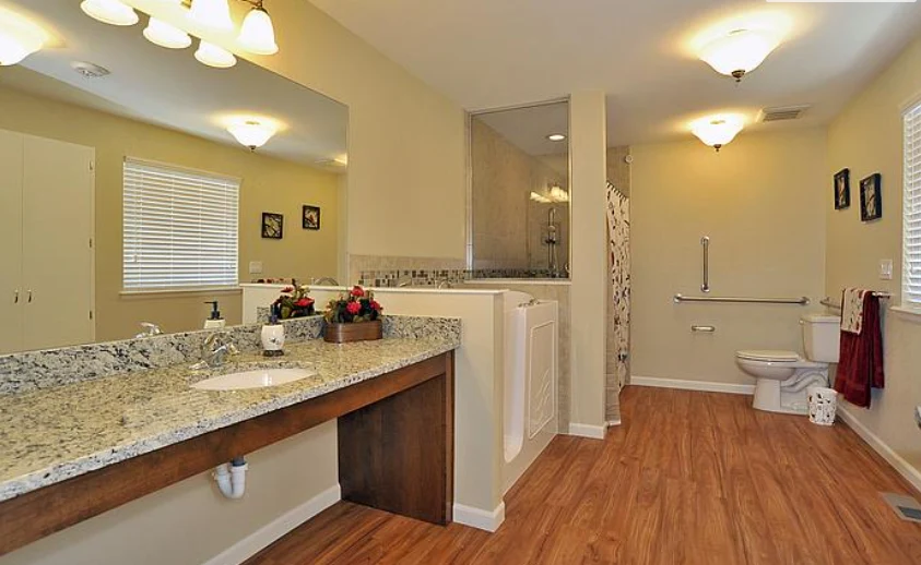 Image of Centennial Assisted Living (Euclid) (7)