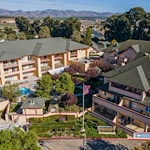 Image of Merrill Gardens at Santa Maria (1)