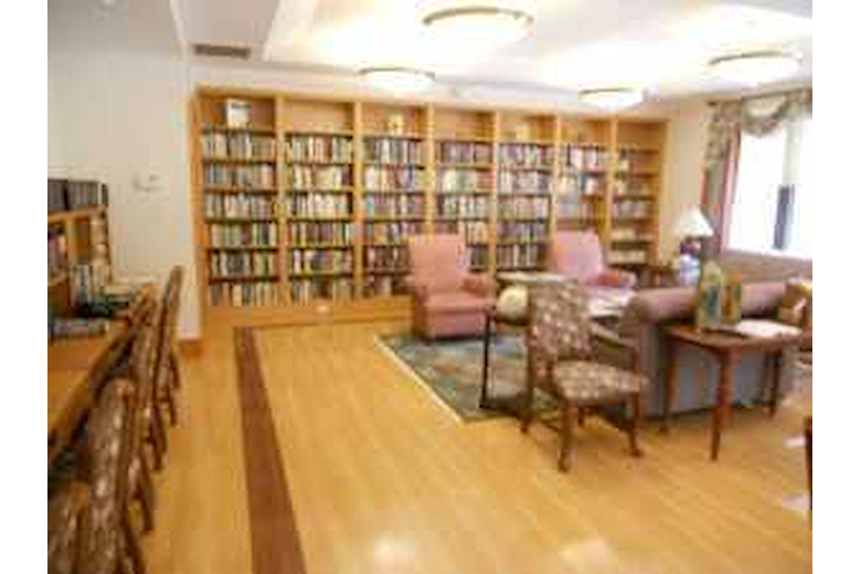 Image of Marian Woods (5)