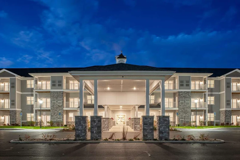 Image of Summit at Halfmoon (1)