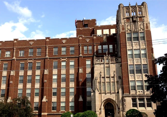 Prime Healthcare Senior Living – Fox Knoll Village in Aurora, IL, exterior