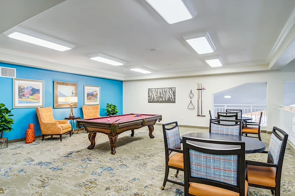 Cottonwood Estates Gracious Retirement Living Hawthorn Senior Independent Living in Alpharetta, Georgia billiards table game room