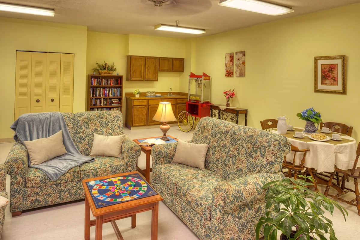 Image of Canfield Healthcare Center (4)