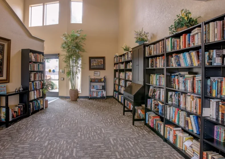 Image of Golden Pond Retirement Community (5)