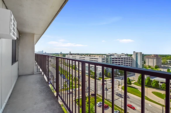 Image of Carnegie Tower at Fairfax (4)