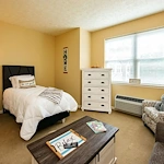 Aberdeen Crossings by New Perspective, senior living community offering assisted living in Highland Heights, OH, apartment