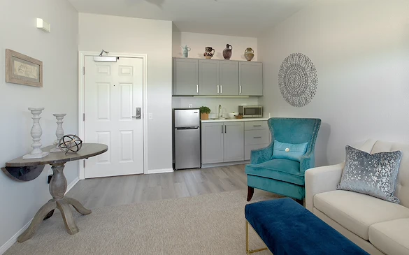 Image of Discovery Commons Raincross (8)