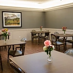 Churchill Place Senior Memory Care in Glen Ellyn, IL dining room