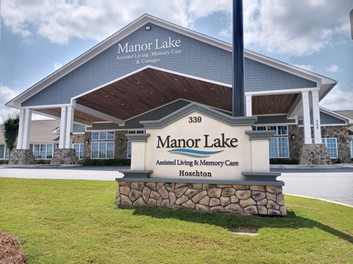 Image of Manor Lake Hoschton (1)