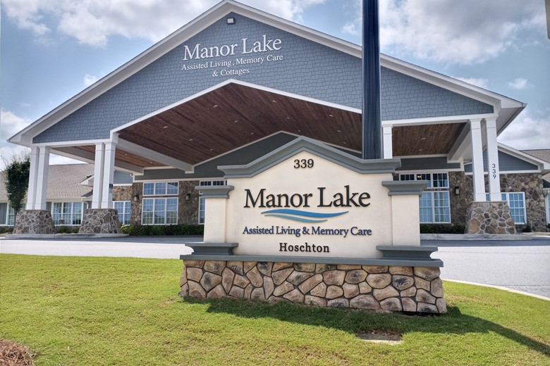 Image of Manor Lake Hoschton (1)