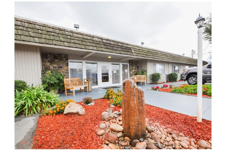 Image of Gilroy Healthcare & Rehabilitation Center (2)