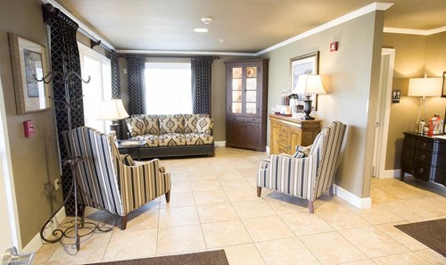 Image of Amber Glen Alzheimer's Care Center (6)