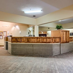 Image of Merriam Gardens Healthcare & Rehabilitation (3)