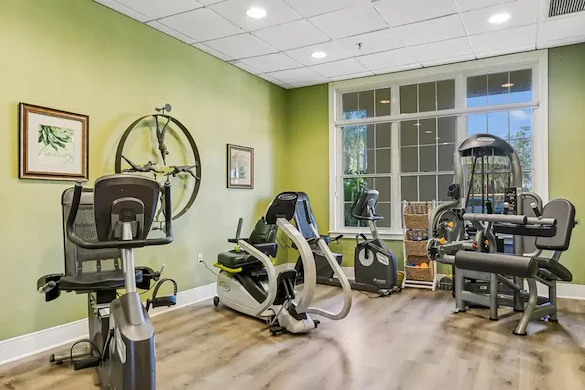 Image of Stratford Court of Palm Harbor (6)