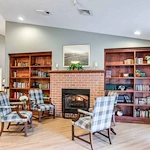 Image of Colonial Courtyard at Bedford (4)