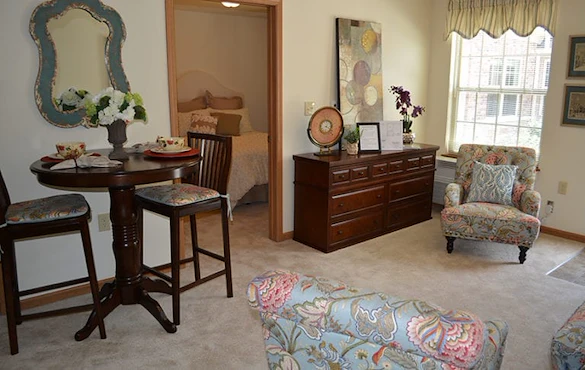 Brownsburg Meadows Assisted Senior Living in IN apartment living room