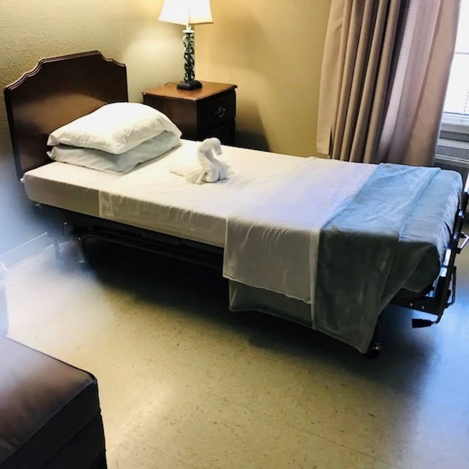 Image of The Blossoms At The Village Rehab & Nursing Center (2)