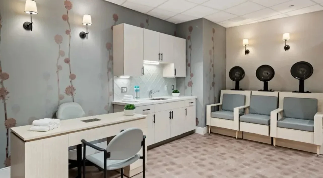 The Barclay at Tuckahoe beauty salon