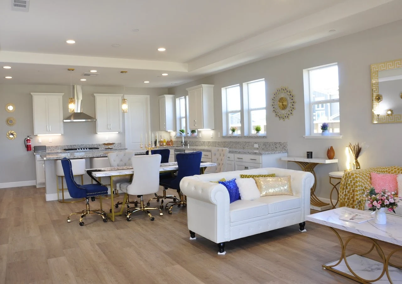 Image of Ecolux Senior Living at Oakley (3)
