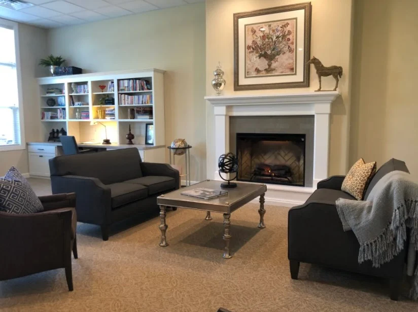 Image of Archwood Senior Living East (2)