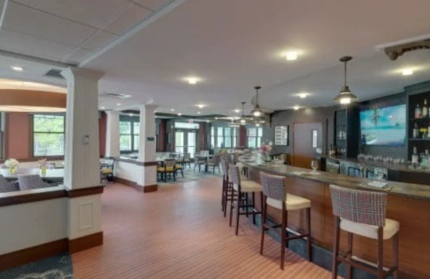 Image of The Mariner Marblehead (3)