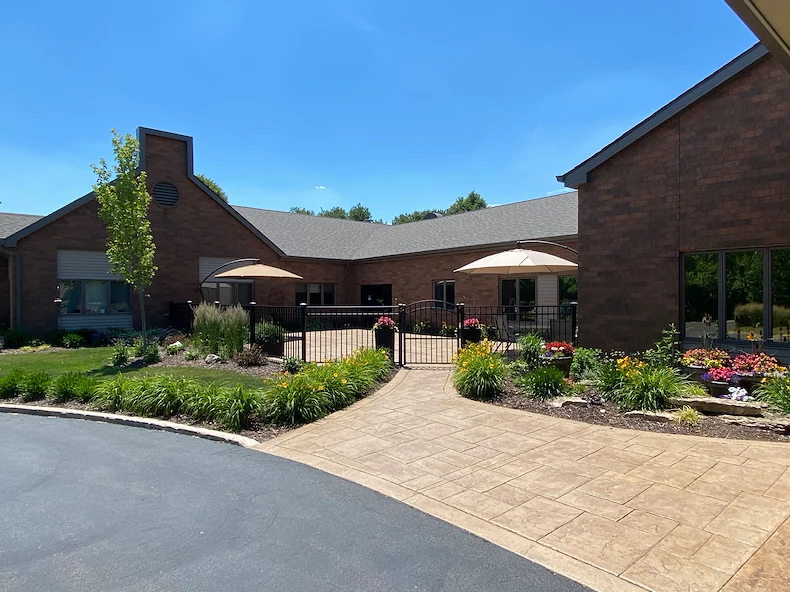 Image of Highland Oaks Senior Living (1)