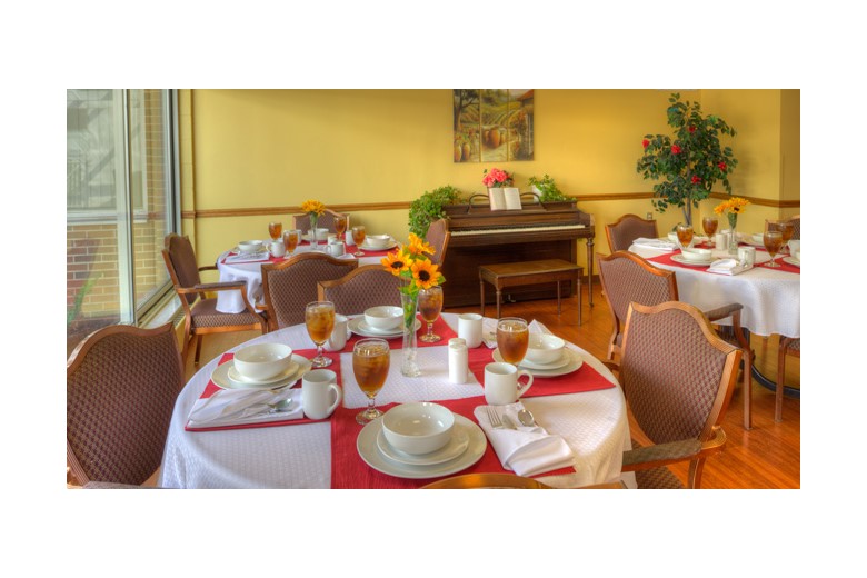 Image of Roosevelt Park Nursing & Rehabilitation Center (2)