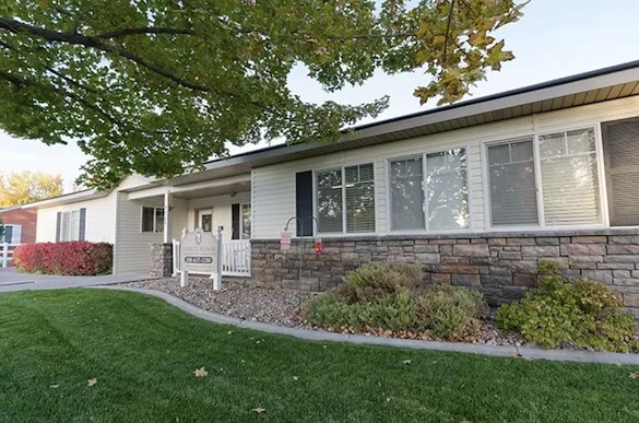 Image of Ashley Manor - Hawthorne (1)